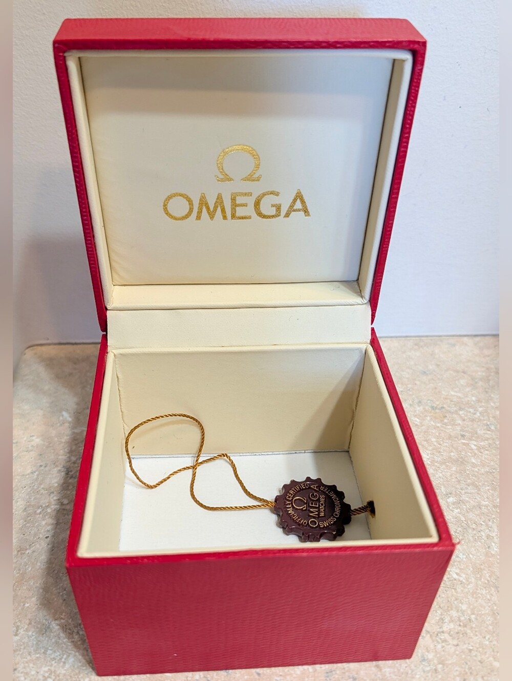 Omega Jewlery/Watch Box - Picture 4 of 4
